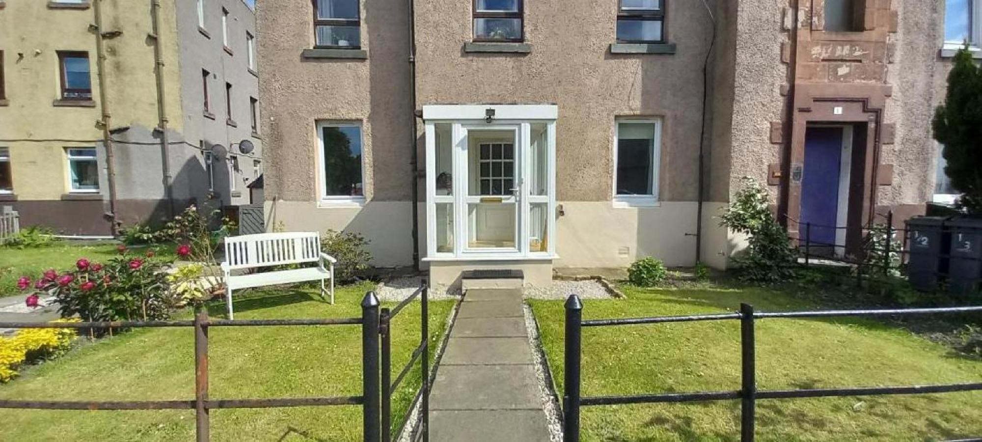 Charming 2-bedroom Ground Floor With Garden And Free On-street Parking Apartment *