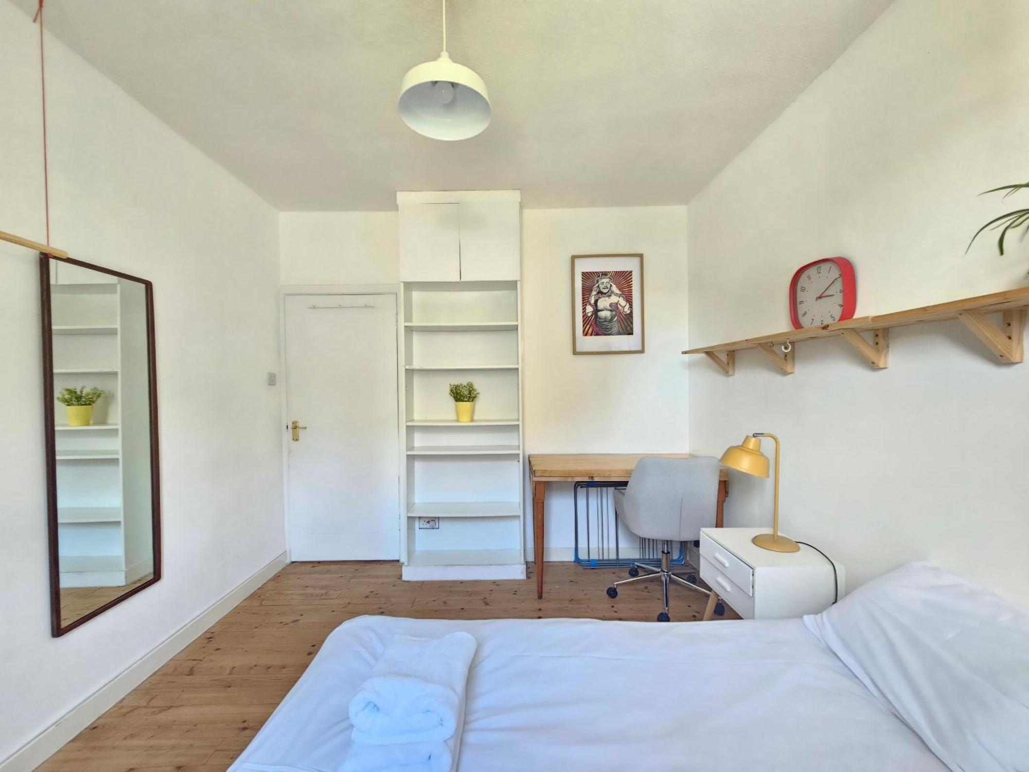 Charming 2-bedroom Ground Floor With Garden And Free On-street Parking * Edinburgh